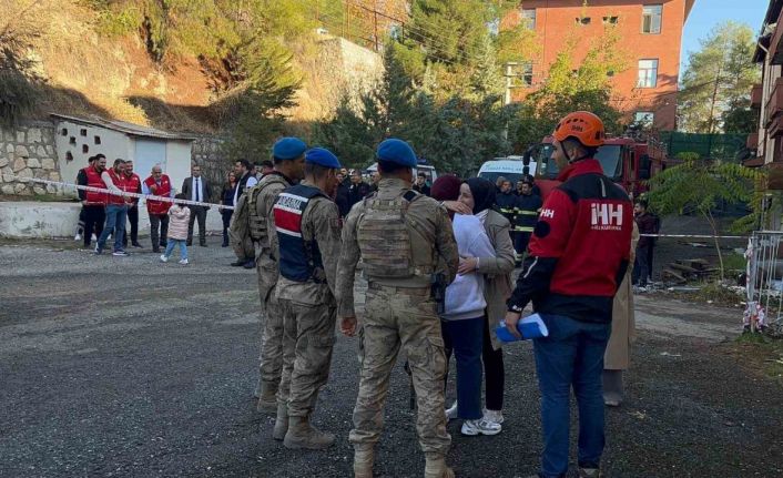 Böyle tatbikat görülmedi: Rollerine kendilerini kaptırıp bağırmaya başladılar