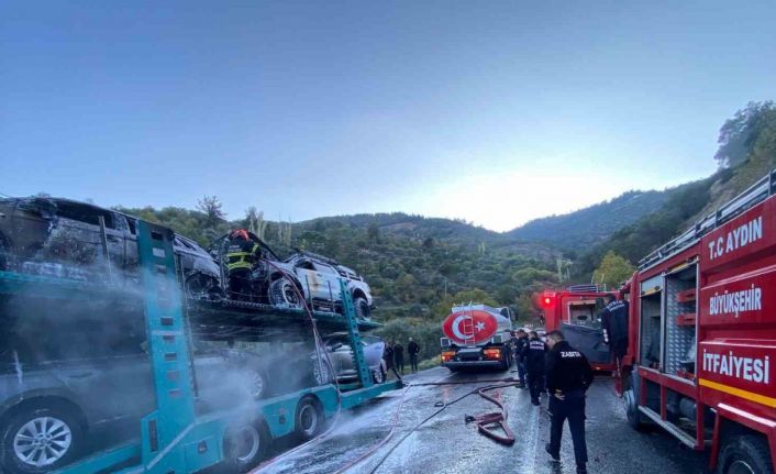 Bozdoğan’da araç yüklü tırda yangın: Araçlar kullanılamaz hale geldi