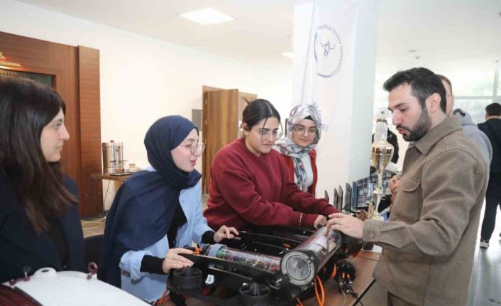BTÜ Robot Günleri’nde geleceğin teknolojileri konuşuldu