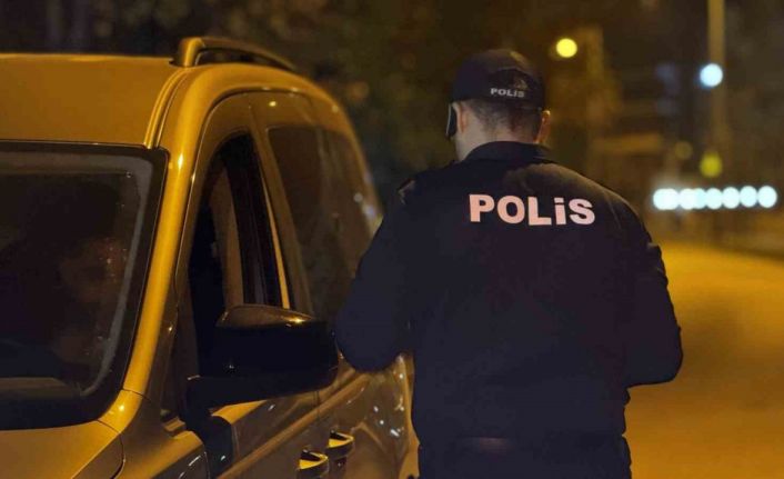 Bursa polisi suça ve suçluya geçit vermiyor
