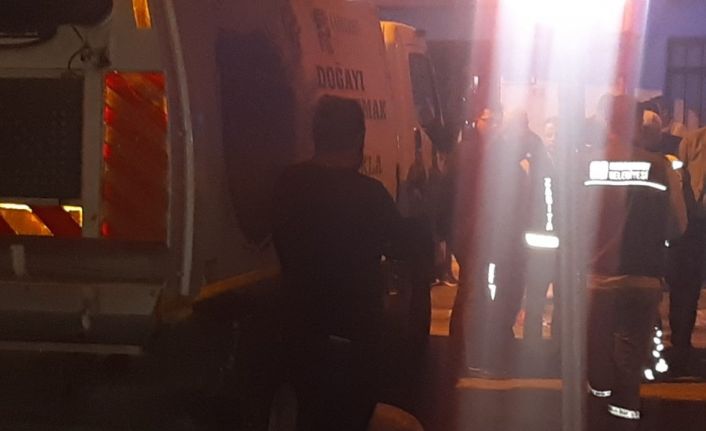 Bursa’da çöp kamyonu geri gelirken yaşlı adamı ezdi