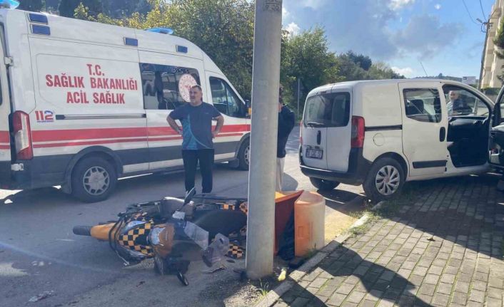 Bursa’da eğitim pistinde feci kaza...Ehliyetsiz genç kuryeye çarptı