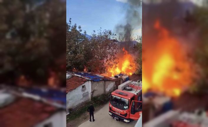 Bursa’da müstakil evin bahçesinde çıkan yangın korkuttu