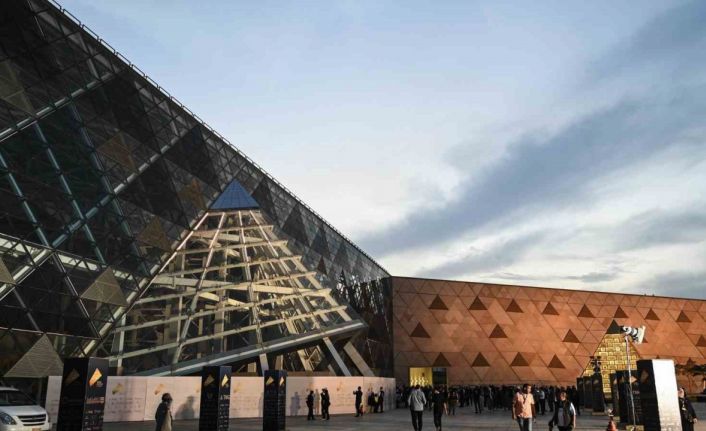 Büyük Mısır Müzesi, kapılarını ziyaretçilere açmaya hazırlanıyor