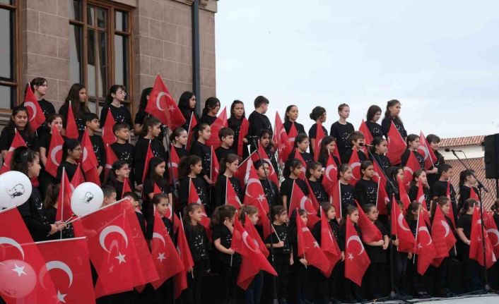 Büyükçekmece’de Büyük Önder Gazi Mustafa Kemal Atatürk etkinlikle anıldı