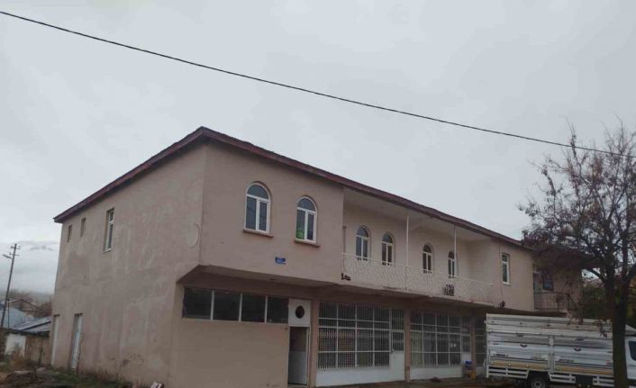 Büyükşehir, Sarız’da Veli Altınkaya Taziye ve Kültür Evi’ni yeniledi