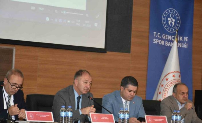 Çakmur: Başarılarımızı takım ruhu ile elde ediyoruz