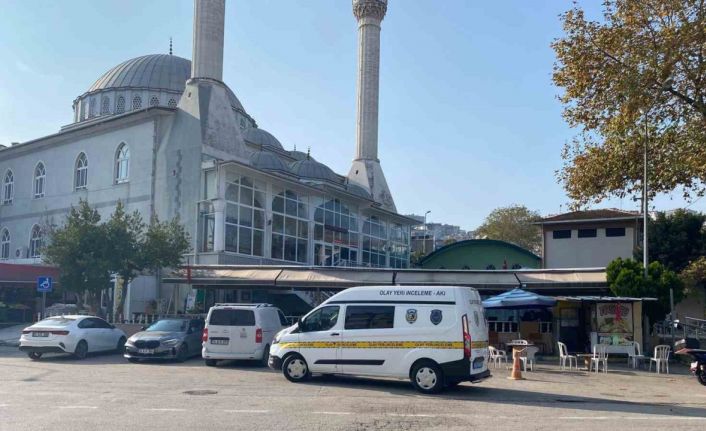 Cami tuvaletinde şüpheli ölüm