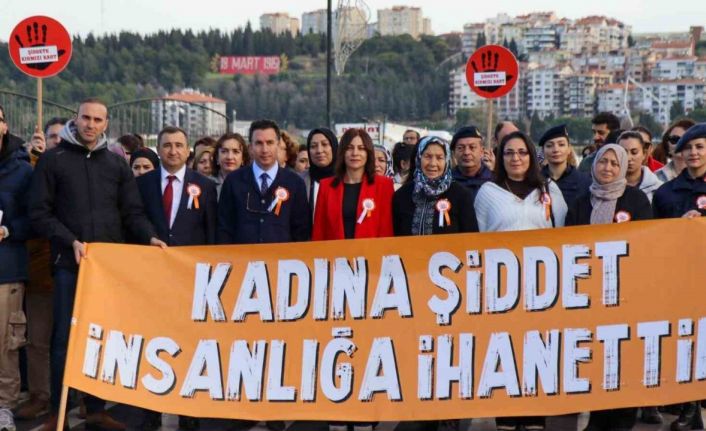 Çanakkale’de Kadına Yönelik Şiddete Karşı Uluslararası Mücadele Günü yürüyüşü