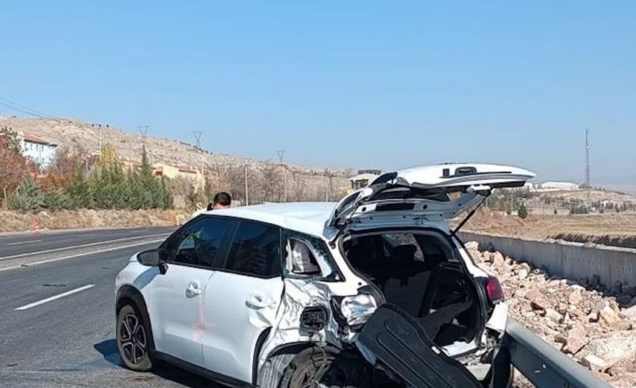 Çankırı’da ambulansla otomobil çarpıştı: 1 yaralı