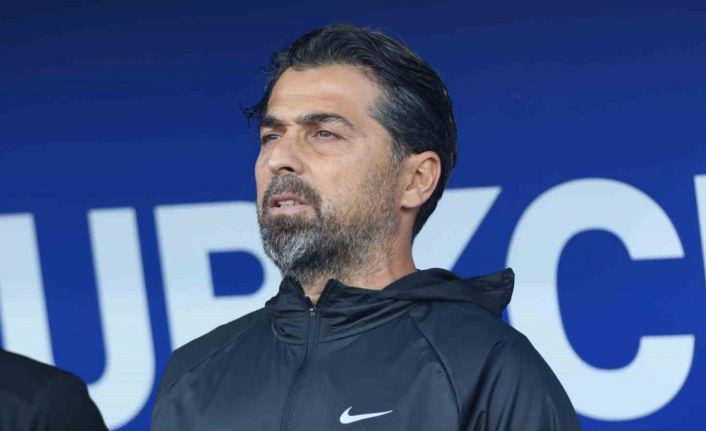 Çaykur Rizespor’da, İlhan Palut istifa etti