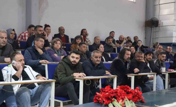 Çiçek mezatlarında Öğretmenler Günü hareketliliği