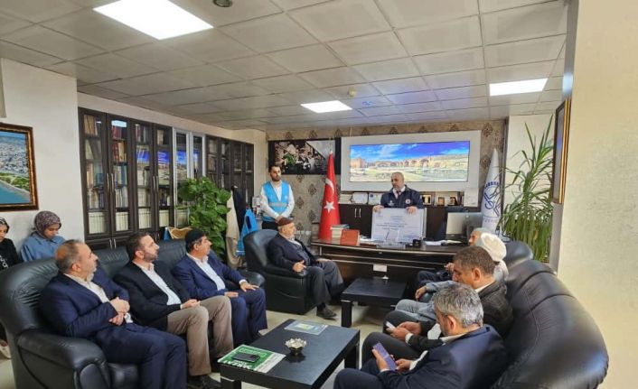 Cizre’de Gazze için düzenlenen hayır çarşısının geliri TDV hesabına aktarıldı