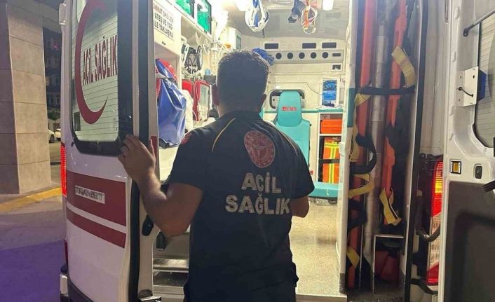 Çok sayıda hap içen genç kadın yaşam mücadelesi veriyor