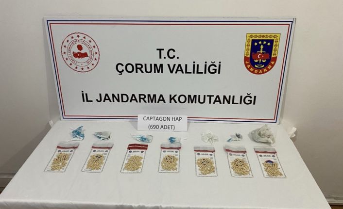 Çorum jandarmasından zehir tacirlerine geçit yok: 7 tutuklama