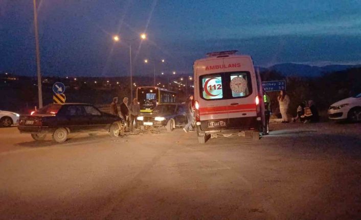 Çorum’da iki otomobil çarpıştı: 1 yaralı