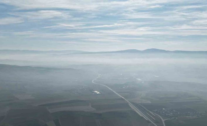 Çorum’da sis etkili oldu