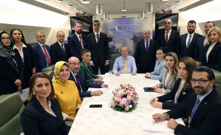 Cumhurbaşkanı Erdoğan: "(Gazze) Yardım koridorları kasıtlı olarak tıkanmakta, insani yardımların bölgeye ulaşması maalesef engellenmekte. Günlük 600 tır insani yardım girişine izin verilecekti fakat bu sözler yerine getirilmiyor."