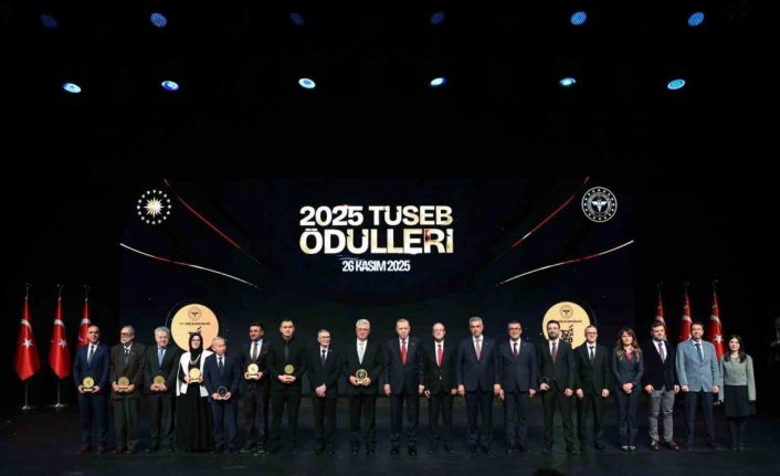 Cumhurbaşkanı Erdoğan’dan ERÜ’ye ödül