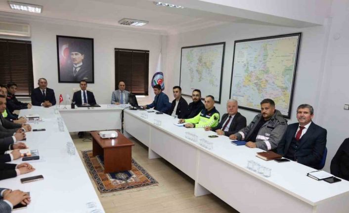 Dinar’da kış tedbirleri masaya yatırıldı