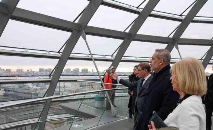 Dışişleri Bakanı Fidan, Almanya Federal Meclisi’ni ziyaret etti