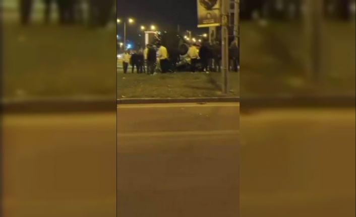 Diyarbakır’da araç refüje uçtu: 1 yaralı