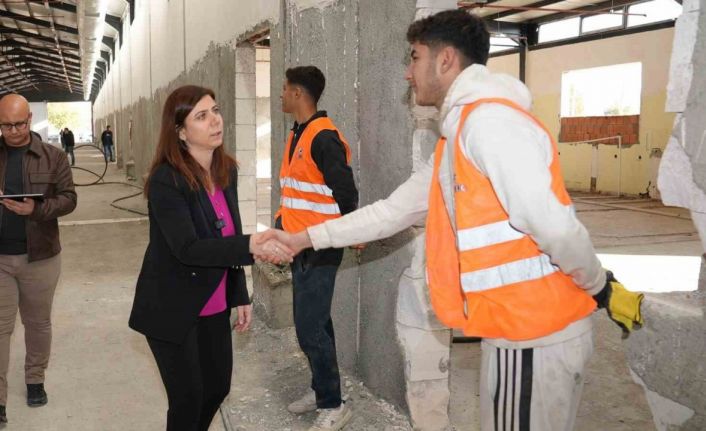 Diyarbakır’da halk ekmek fabrikasında çalışmalar sürüyor