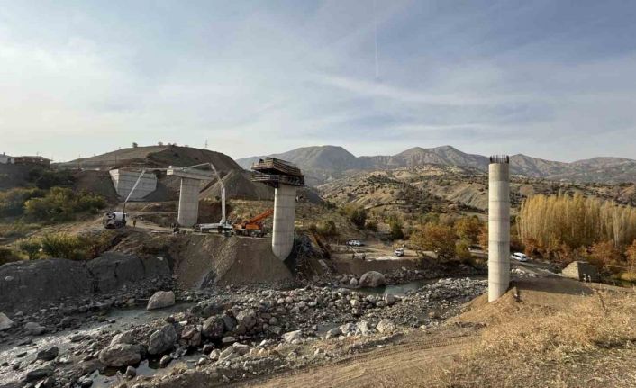 Diyarbakır’da viyadük inşaatı iskelesinde çökme: 3 ölü, 2 yaralı