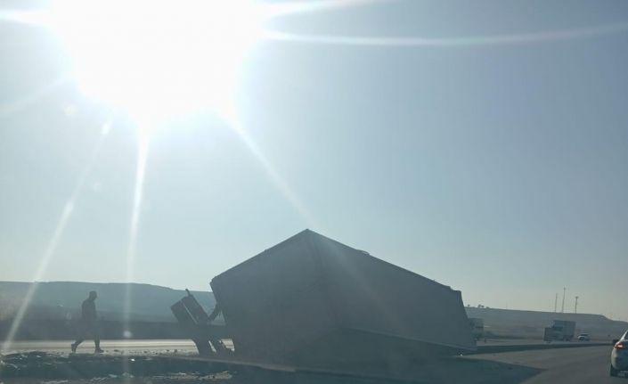 Diyarbakır’da zincirleme trafik kazası: 3 yaralı