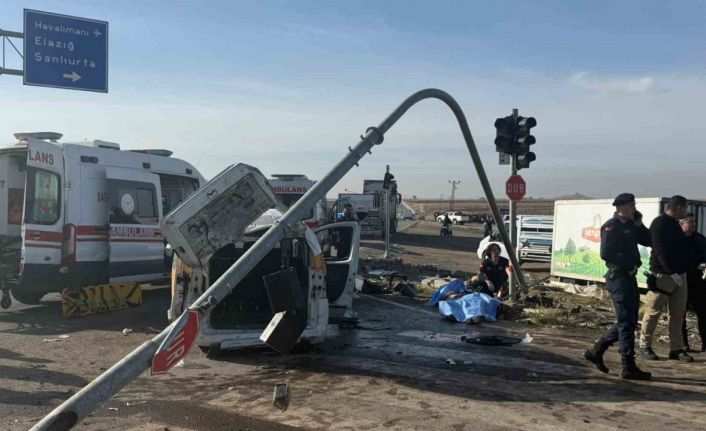 Diyarbakır’daki feci kazada ölenlerin sayısı 4’e yükseldi