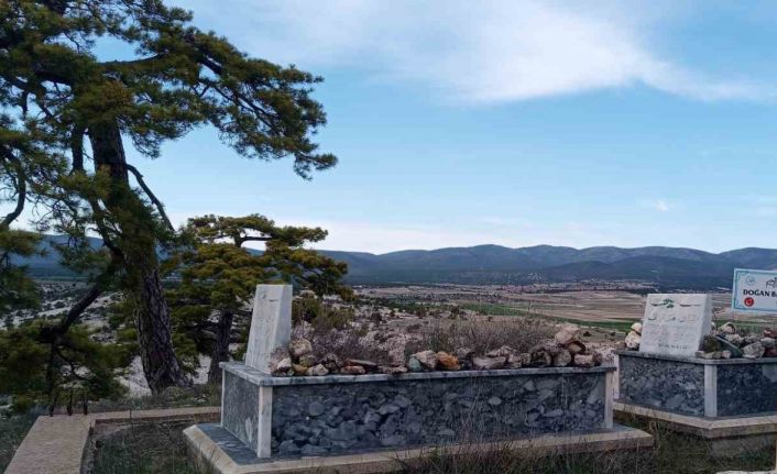 Doğan Baba ve gelininin mezarında bakım ve onarım çalışmaları tamamlandı