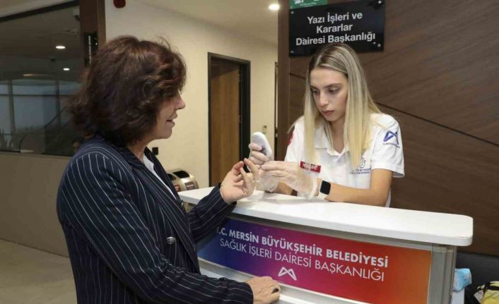 ‘Dünya Diyabet Günü’nde belediye personellerine şeker ölçümü