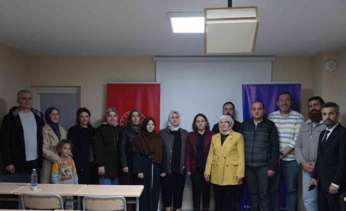 Düzce Tarım Akademisi’nde mantar yetiştiriciliği eğitimleri başladı