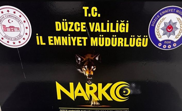 Düzce’de 2 uyuşturucu taciri tutuklandı