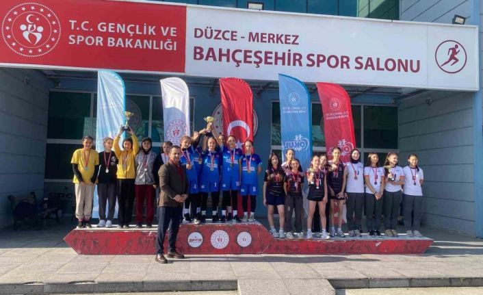 Düzce’nin en hızlıları yarıştı