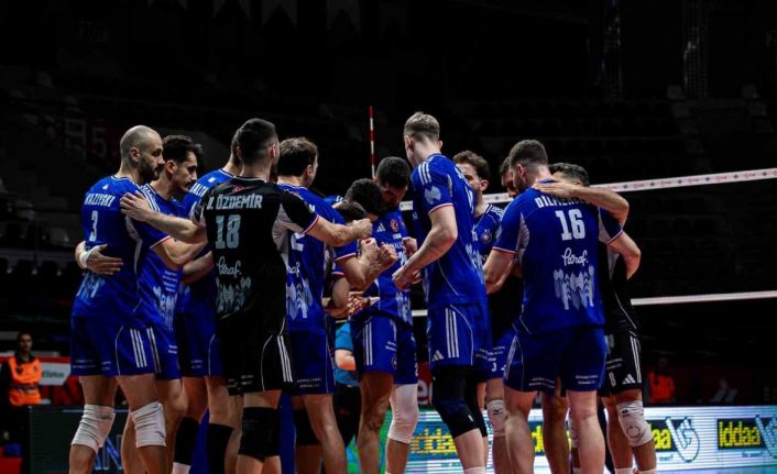 Efeler Ligi: Halkbank: 2 - Gaziantep Gençlik Spor: 3