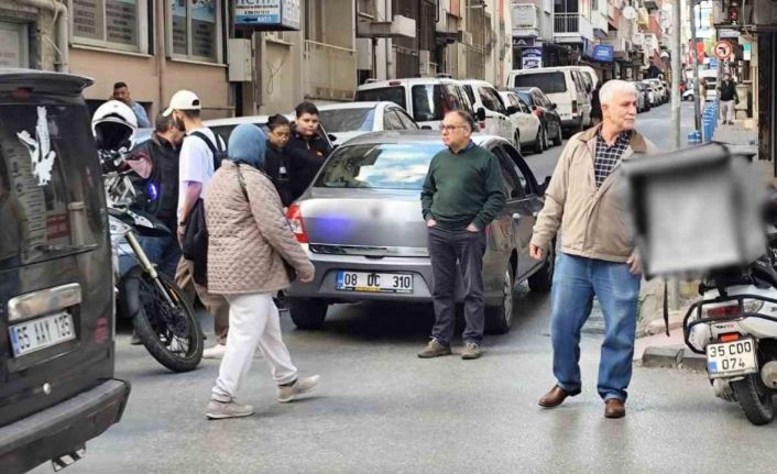 Efeler’de trafik kazası: 1 yaralı