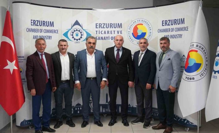 Ege Bölgesi Dernekler Birliği Federasyonu’ndan ETSO’ya ziyaret