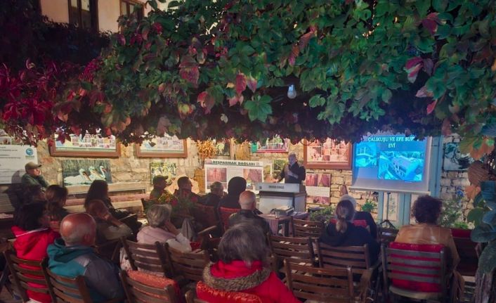 EKODOSD’un konuğu sanat tarihçisi Serçek, Kuşadası müzelerini anlattı