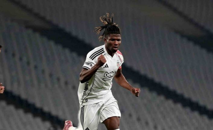 El Bilal Toure skora katkı yapmaya devam ediyor