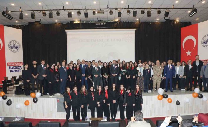 Elazığ’da Öğretmenler Günü kutlandı