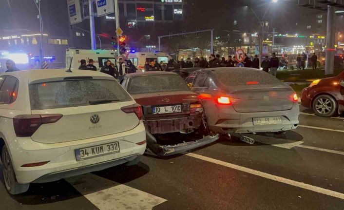 Elazığ’da zincirleme trafik kazası: 2 yaralı