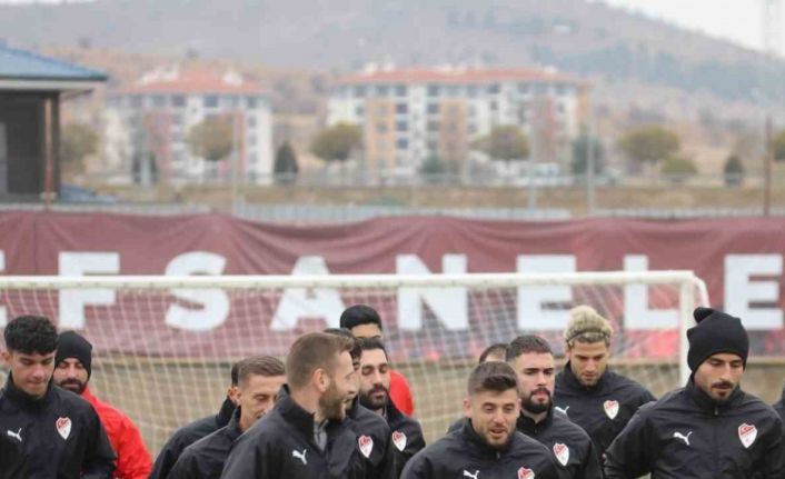 Elazığspor, hazırlıklarını sürdürüyor