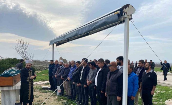 Enez’deki cinayet sonrası her iki kişi de toprağa verildi