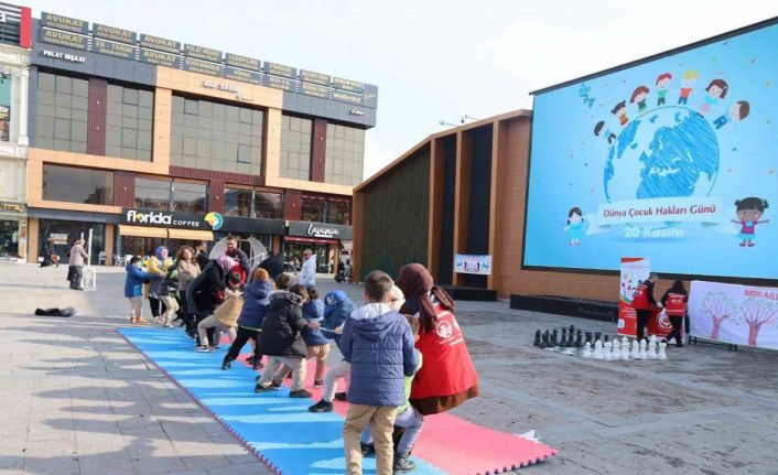Erzincan’da Dünya Çocuk Hakları Günü etkinliklerine yoğun ilgi