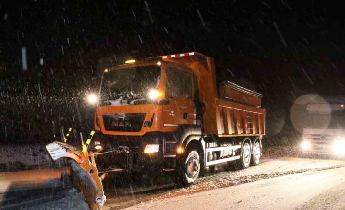 Erzincan’ın yüksek kesimlerinde kar yağışı etkili oldu
