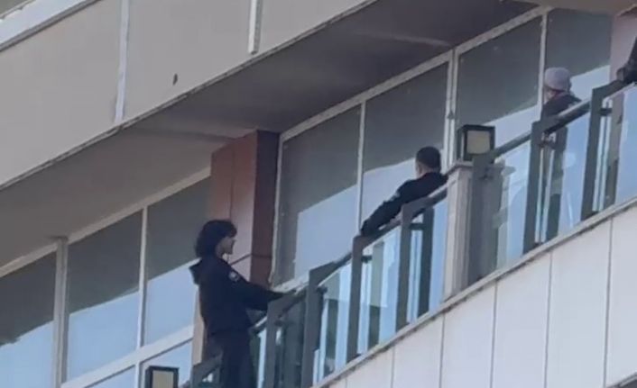 Erzurum MNG AVM’de intihar girişimi