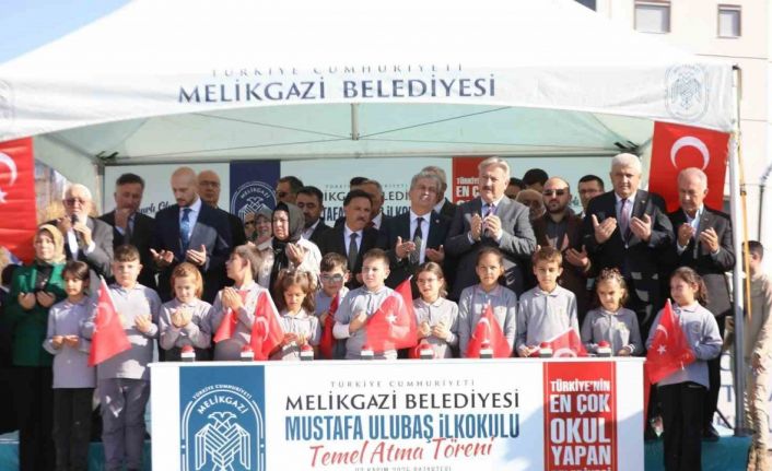 Esentepe mahallesinde bir ilkokulun daha temelleri atıldı