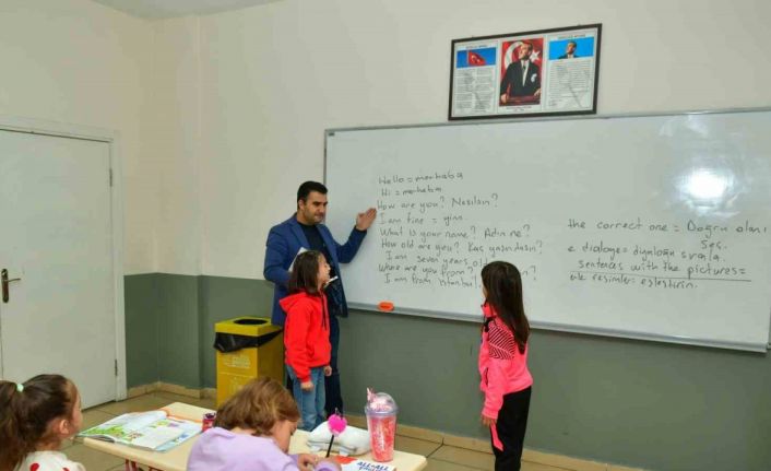 Esenyurt Belediyesi’nden eğitimde bir ilk: Paket Ders Sistemi hayata geçti