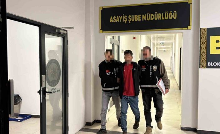 Eşini bıçaklayarak öldüren şahıs tutuklandı